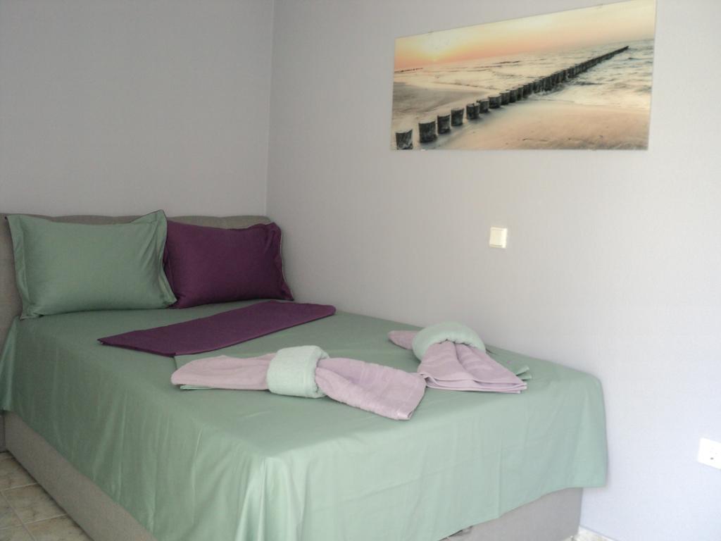 Serenada Apartment Nea Iraklitsa Bagian luar foto