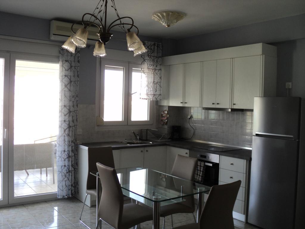 Serenada Apartment Nea Iraklitsa Bagian luar foto