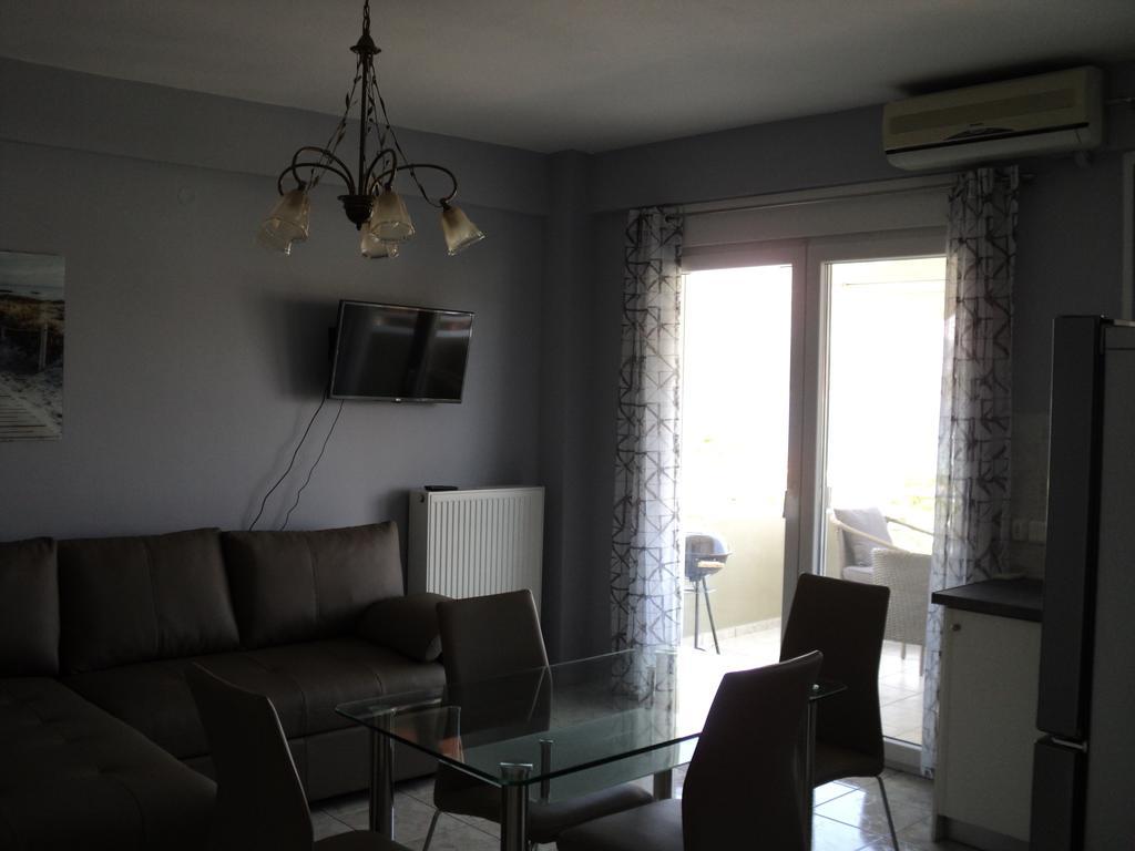 Serenada Apartment Nea Iraklitsa Bagian luar foto